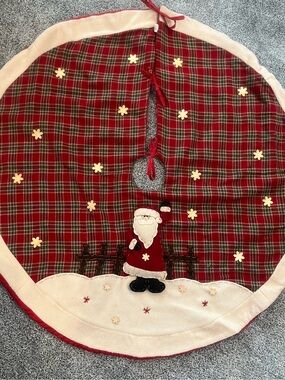 Red Plaid Santa Tree Skirt with Appliqué